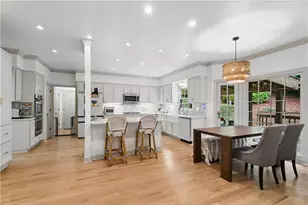 2115 Azalea Dr, Roswell, GA 30075 - Photo 8