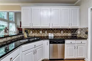 1195 Home Pl Dr, Lawrenceville, GA 30043 - Photo 16