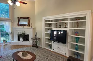 1195 Home Pl Dr, Lawrenceville, GA 30043 - Photo 6