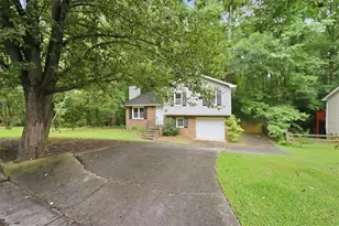 4635 Hamlet Walk SE, Conyers, GA 30094 - Photo 4