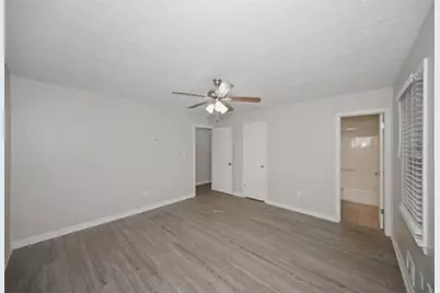 4635 Hamlet Walk SE, Conyers, GA 30094 - Photo 16