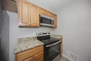 4635 Hamlet Walk SE, Conyers, GA 30094 - Photo 10