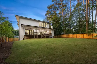 680 Carriage Drive, Sandy Springs, GA 30328 - Photo 52