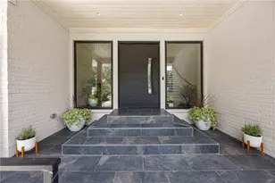 680 Carriage Dr, Sandy Springs, GA 30328 - Photo 2