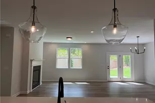 139 Jacobs Hollow St, Lawrenceville, GA 30046 - Photo 6