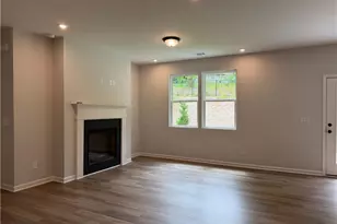 139 Jacobs Hollow St, Lawrenceville, GA 30046 - Photo 8
