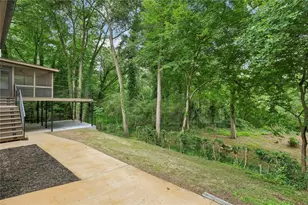 3621 Wood Valley Ct NE, Brookhaven, GA 30319 - Photo 20