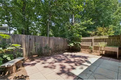 1356 Rietveld Row NW, Atlanta, GA 30318 - Photo 32