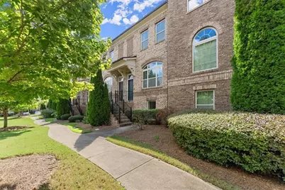 7528 Highlands Point, Atlanta, GA 30328 - Photo 2