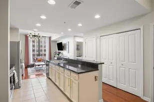 3040 Peachtree Rd NW, Atlanta, GA 30305 - Photo 10