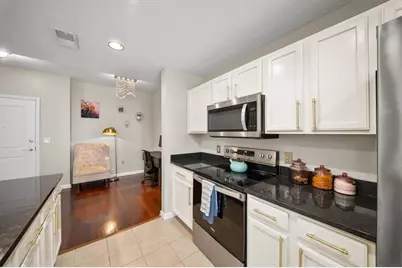 3040 Peachtree Road NW #702, Atlanta, GA 30305 - Photo 8