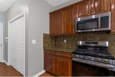 1005 Chalbury Way, Alpharetta, GA 30004 - Photo 16