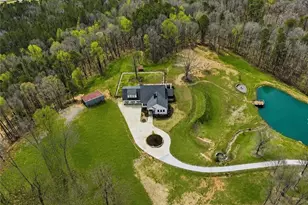 738 Overlook Trail, Acworth, GA 30101 - Photo 2