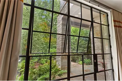 569 Overbrook Drive NW, Atlanta, GA 30318 - Photo 22