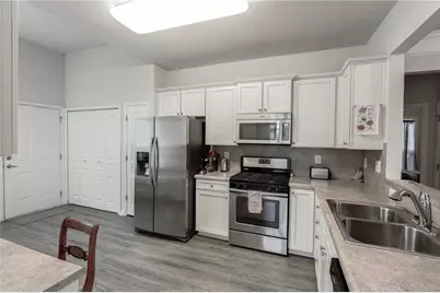 6627 Autumn Ridge Way, Hoschton, GA 30548 - Photo 4