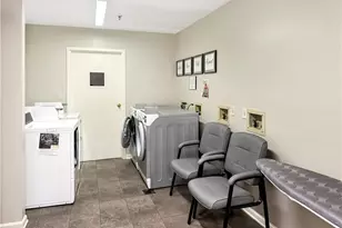 475 Mount Vernon Hwy NE, Atlanta, GA 30328 - Photo 46