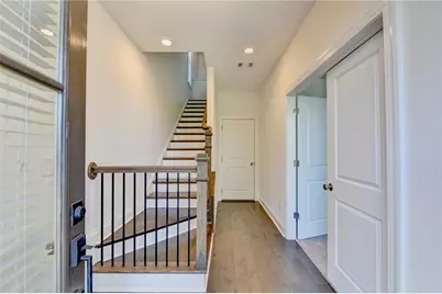 4365 Sims Park Overlook, Suwanee, GA 30024 - Photo 4