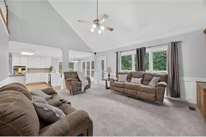 2405 Aveberry Court SE, Conyers, GA 30013 - Photo 8