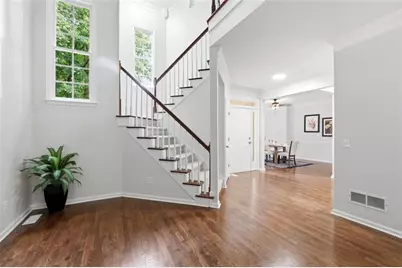 6018 Vicksburg Court, Conyers, GA 30094 - Photo 4