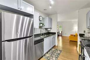 2023 Oakview Rd SE, Atlanta, GA 30317 - Photo 10