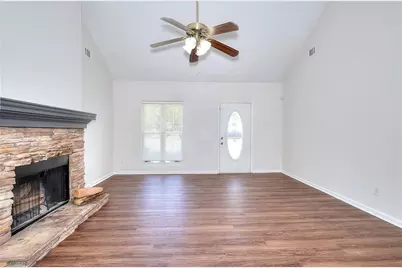 1022 Carriage Way, Loganville, GA 30052 - Photo 24