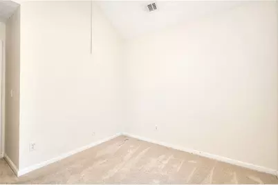 1022 Carriage Way, Loganville, GA 30052 - Photo 4