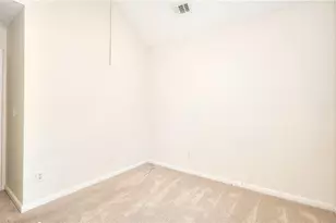 1022 Carriage Way, Loganville, GA 30052 - Photo 4