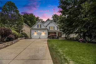 4179 Glengary Dr NE, Atlanta, GA 30342 - Photo 2