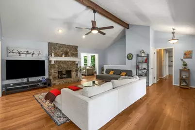 2795 Bentwood Drive, Marietta, GA 30062 - Photo 6