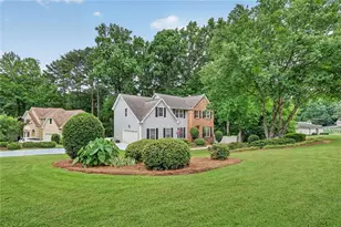 1571 Ashwood Way, Lawrenceville, GA 30043 - Photo 2