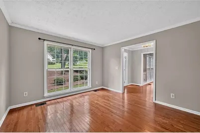 1571 Ashwood Way, Lawrenceville, GA 30043 - Photo 6