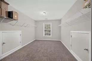 2504 Lois Ct, Loganville, GA 30052 - Photo 32