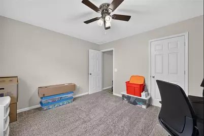 2504 Lois Court, Loganville, GA 30052 - Photo 36