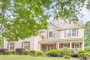 2504 Lois Ct, Loganville, GA 30052 - Photo 2
