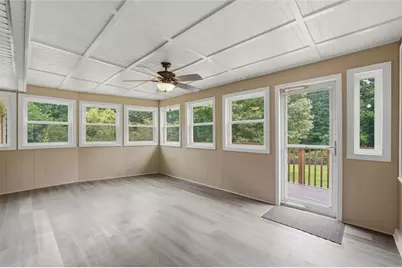 3283 Meadowview Lane SW, Marietta, GA 30008 - Photo 16