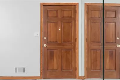 3283 Meadowview Lane SW, Marietta, GA 30008 - Photo 2