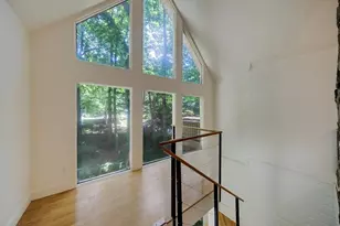 102 Vanessa Dr SE, Smyrna, GA 30082 - Photo 10