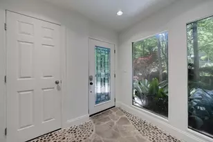102 Vanessa Dr SE, Smyrna, GA 30082 - Photo 4