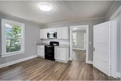 930 W Broad St, Griffin, GA 30223 - Photo 8