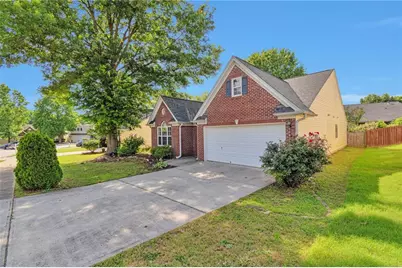 1825 Arborwood Drive, Grayson, GA 30017 - Photo 2