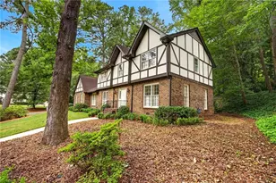 1186 Warrenhall Ln NE, Brookhaven, GA 30319 - Photo 2