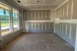 284 Crimson Feather Dr, Jefferson, GA 30549 - Photo 2