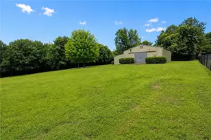 1464 Lakeview Rd, Grayson, GA 30017 - Photo 10