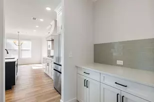 4260 Hosch Reserve Dr, Buford, GA 30519 - Photo 6