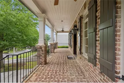 1142 Pine Grove Avenue NE, Brookhaven, GA 30319 - Photo 2