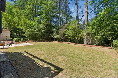 2304 Pembrook Pl NE, Atlanta, GA 30324 - Photo 22