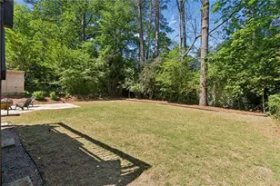 2304 Pembrook Pl NE, Atlanta, GA 30324 - Photo 22