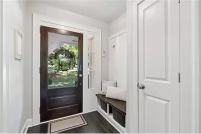 2304 Pembrook Pl NE, Atlanta, GA 30324 - Photo 2