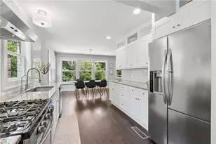 2304 Pembrook Pl NE, Atlanta, GA 30324 - Photo 8