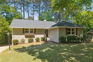 2304 Pembrook Pl NE, Atlanta, GA 30324 - Photo 32